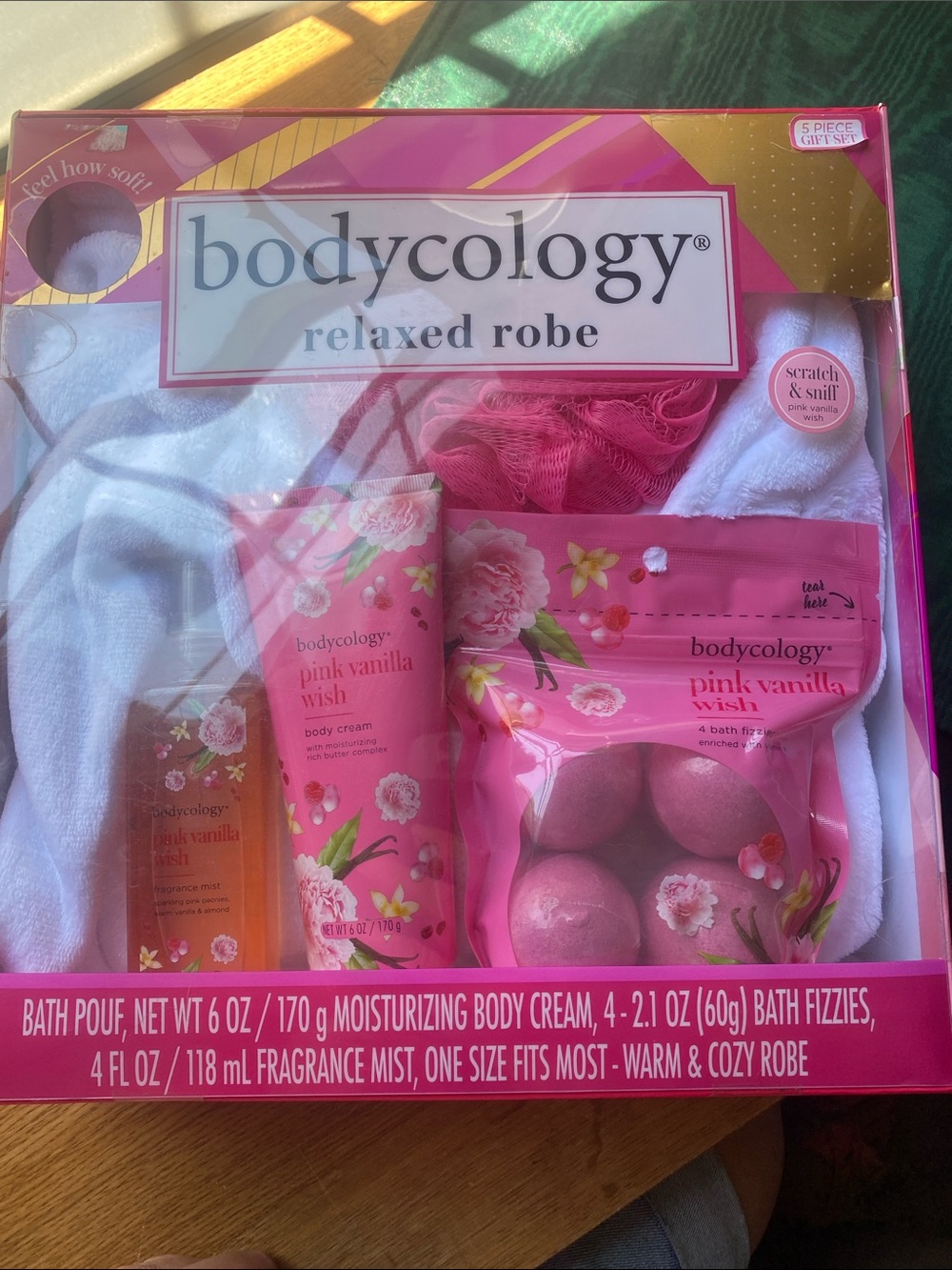 NEW Bodycology Pink Vanilla Wish Relaxed Robe 5 Piece Gift Set Unopened Box